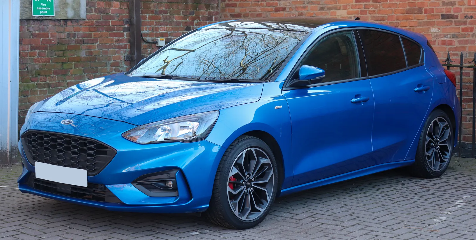 Ford Focus hatchback, oficiální fotografie