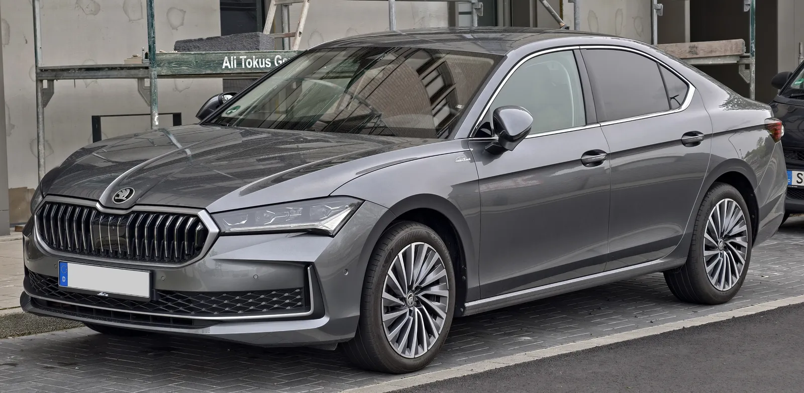 Škoda Superb, prostorný sedan střední třídy