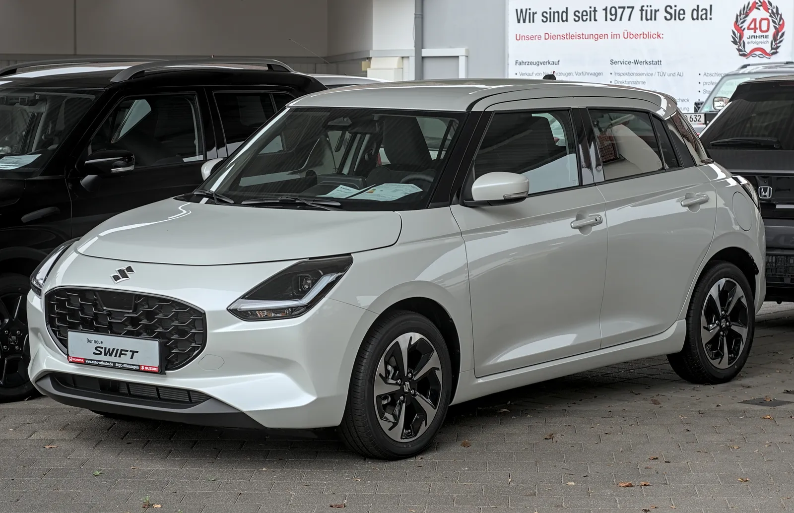 Suzuki Swift hatchback, oficiální fotografie